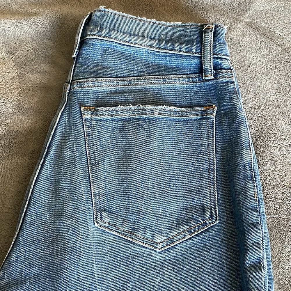 Abercrombie & Fitch 70’s Vintage Flare Ultra High Rise